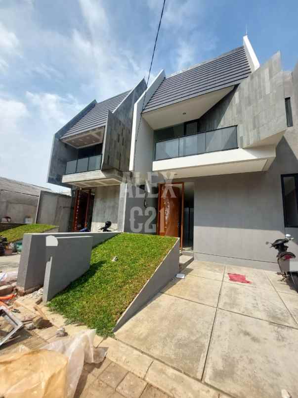 dijual rumah jagakarsa