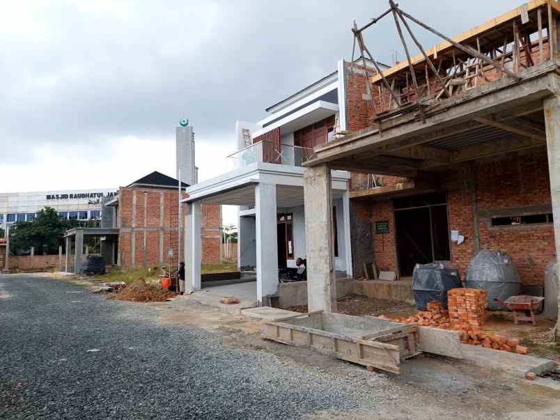 dijual rumah jalan amal mulia jalan