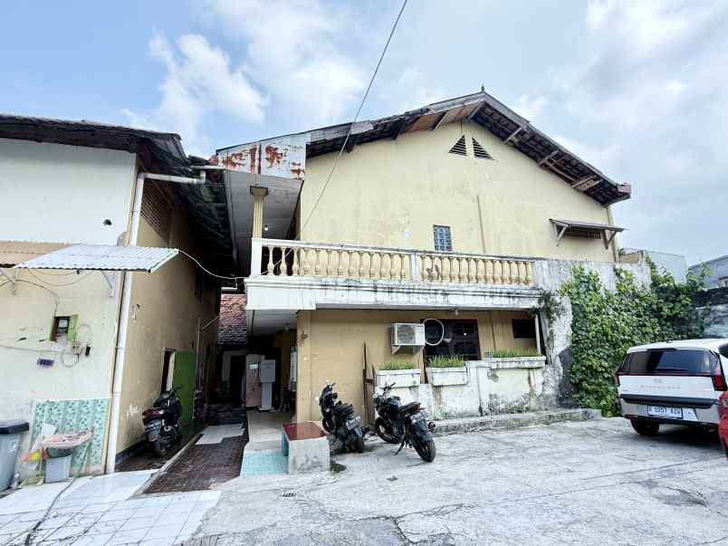 dijual rumah jalan anyer menteng