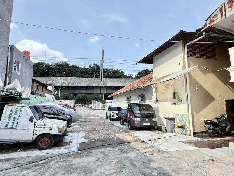 dijual rumah jalan anyer menteng