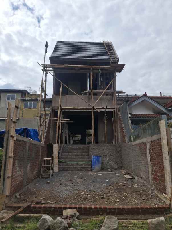 dijual rumah jalan bsj raya