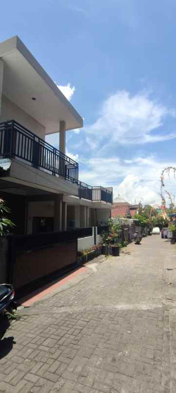 dijual rumah jalan buana raya