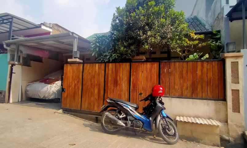 dijual rumah jalan cipageran cimahi