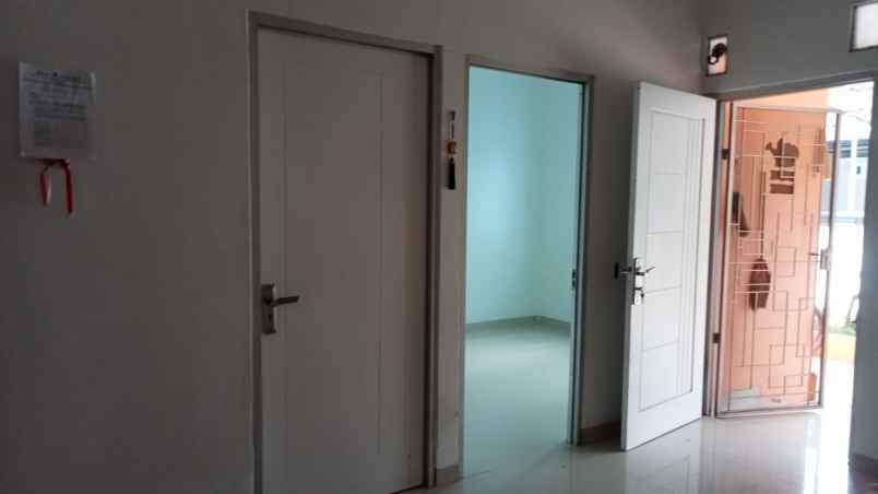 dijual rumah jalan gas alam