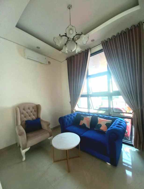 dijual rumah jalan kejaksaan no 23