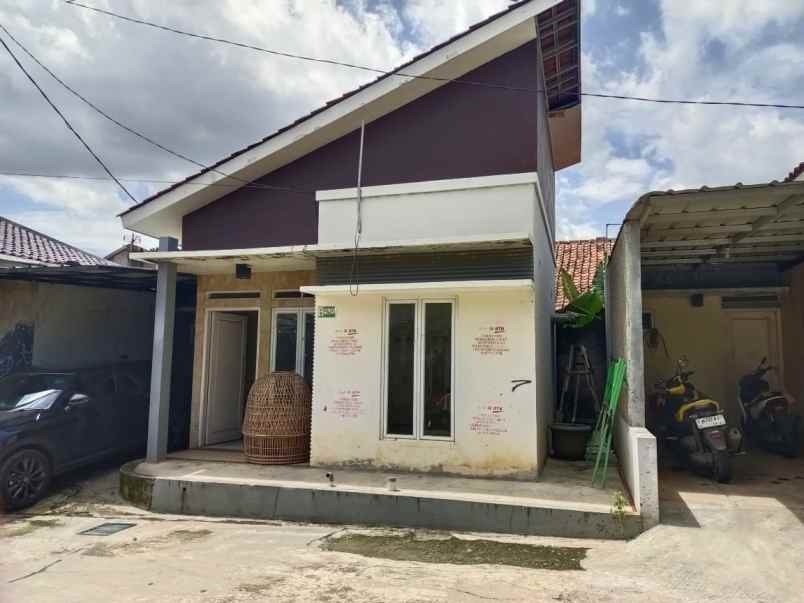 dijual rumah jalan m sanun cikaret