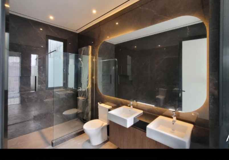 dijual rumah jalan manyar kertoadi