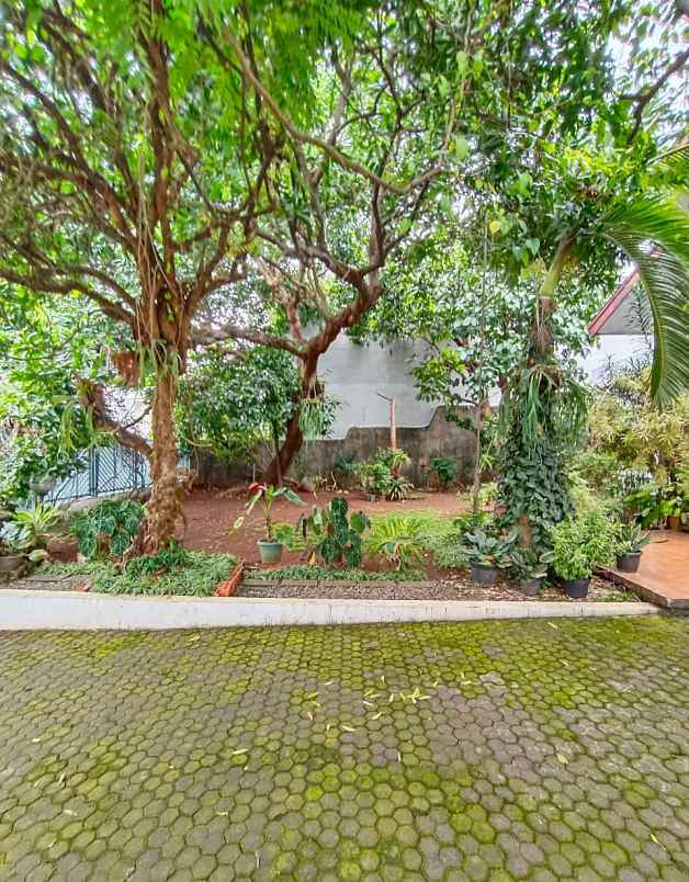 dijual rumah jalan raya joglo kembangan