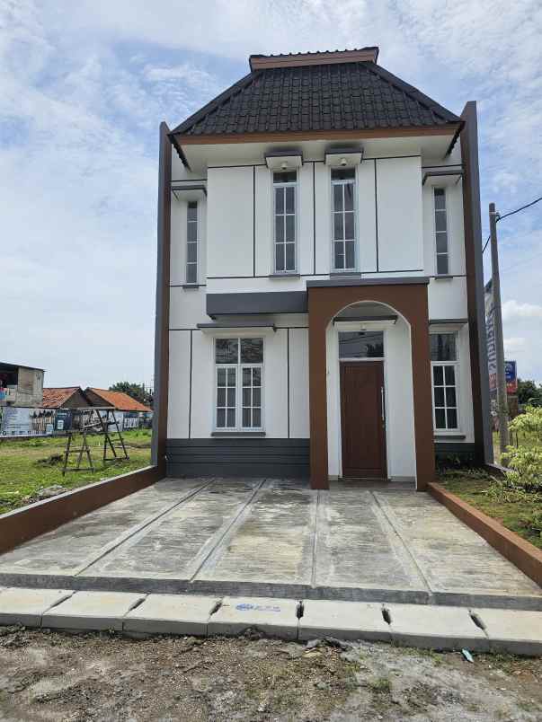dijual rumah jalan raya sepatan mauk