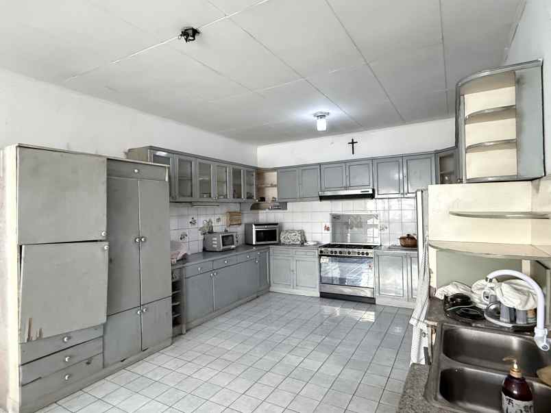 dijual rumah jalan sindanglaya
