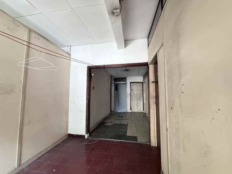 dijual rumah jalan sindanglaya