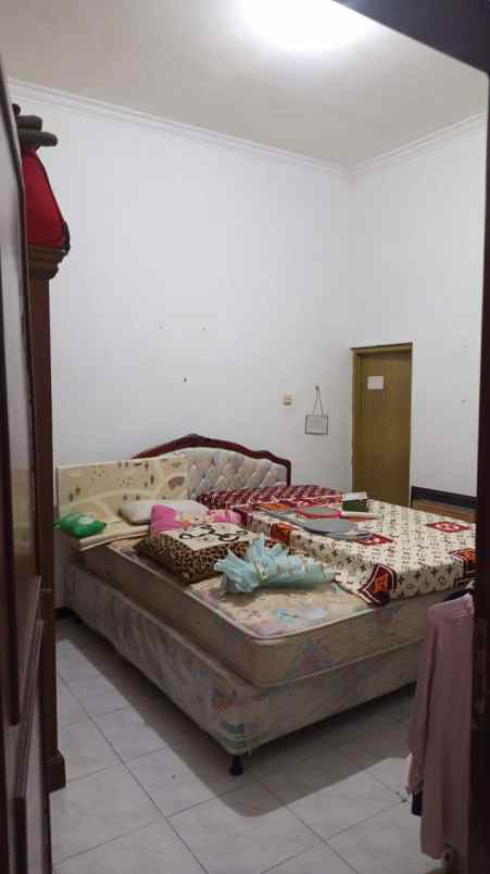 dijual rumah jalan teluk arjosari