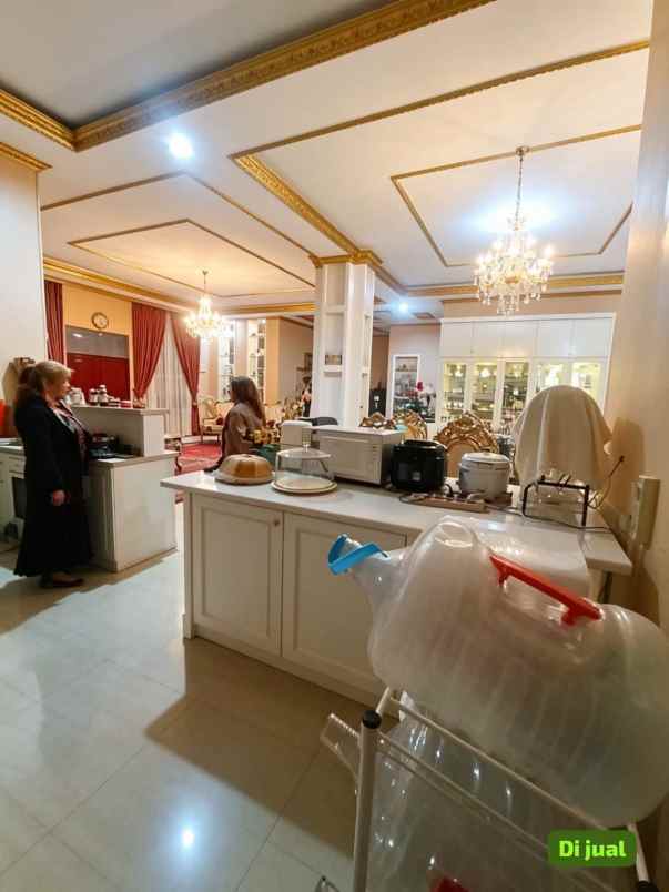 dijual rumah jatibening