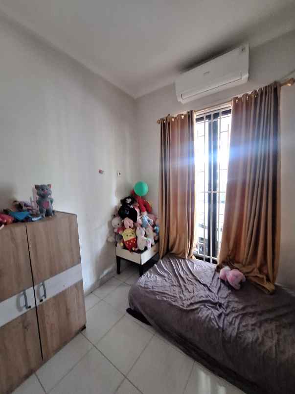 dijual rumah jaya imperial park terrace