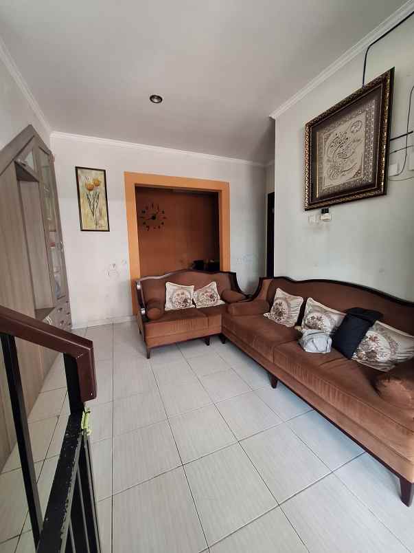 dijual rumah jaya imperial park terrace