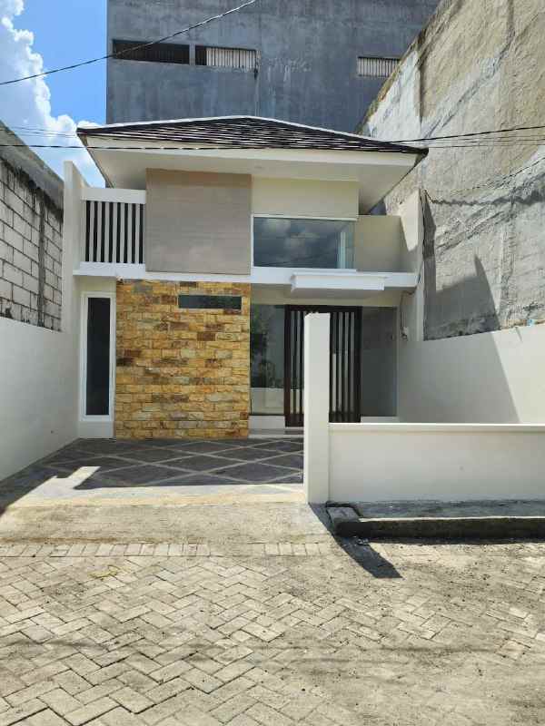 dijual rumah jelidro