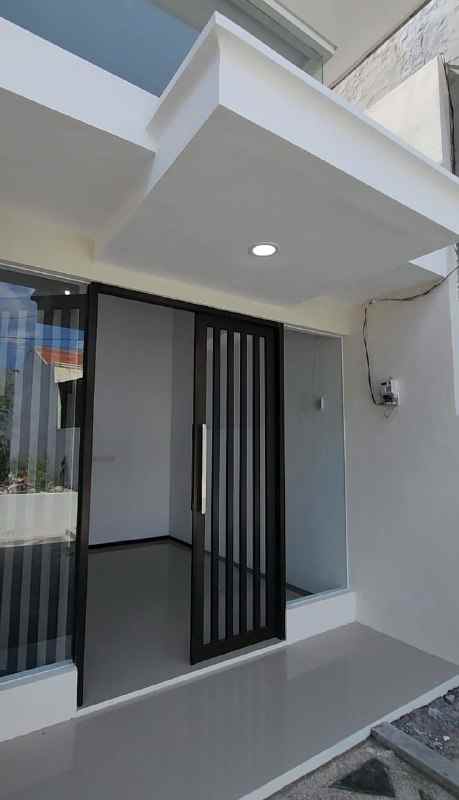 dijual rumah jelindro