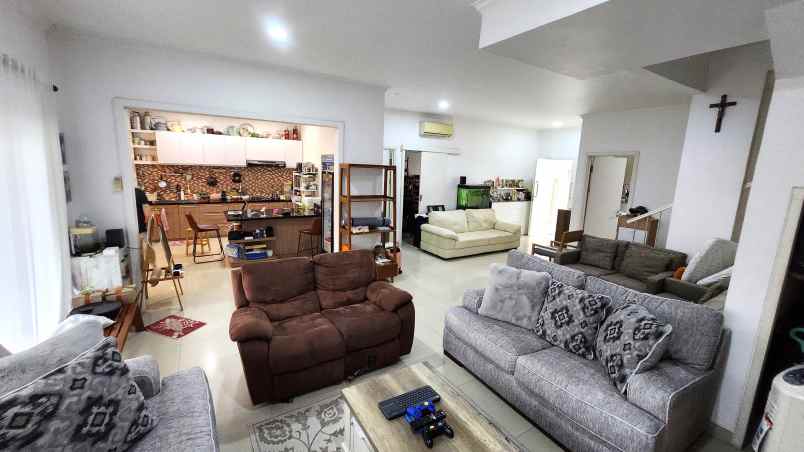 dijual rumah jgc jakarta garden city