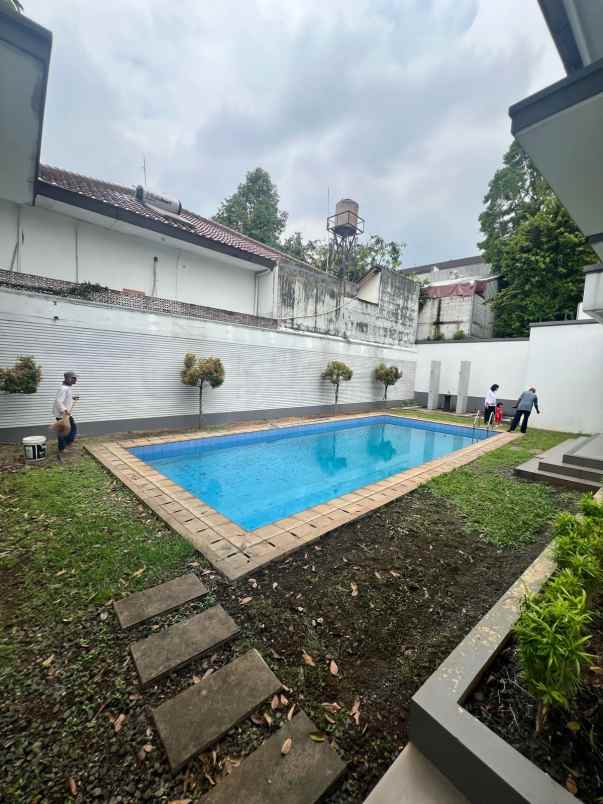 dijual rumah jl bangka kemang jakarta