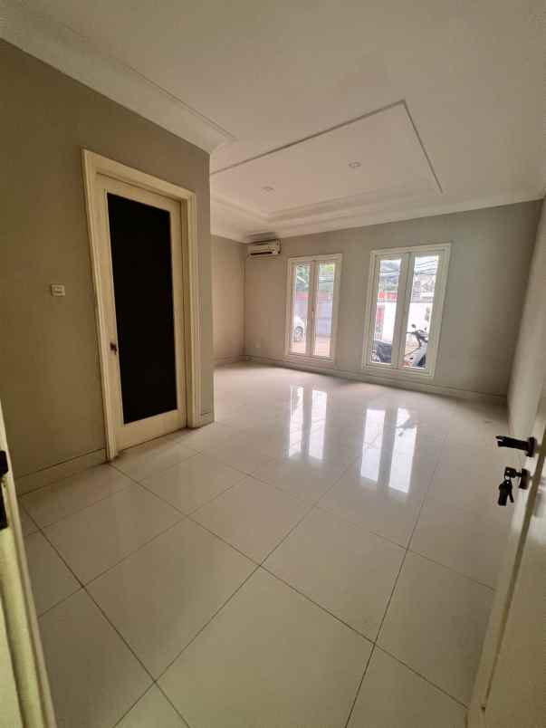 dijual rumah jl bangka kemang jakarta