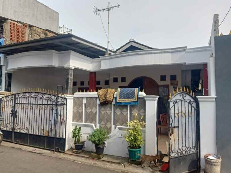 dijual rumah jl buaran raya duren sawit