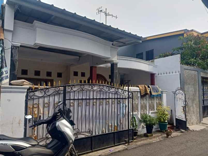 dijual rumah jl buaran raya duren sawit