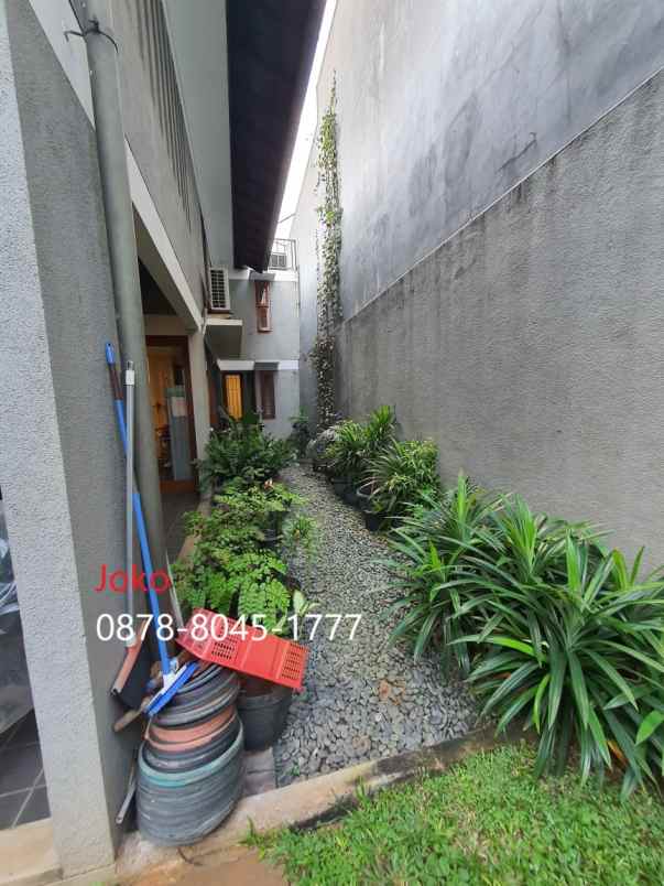 dijual rumah jl cempaka