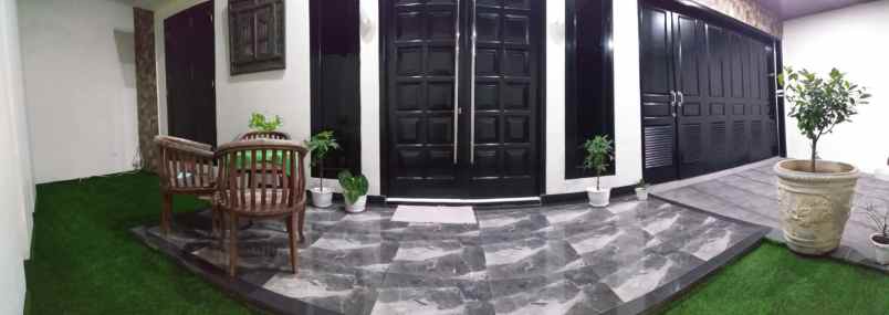 dijual rumah jl ciater raya serua