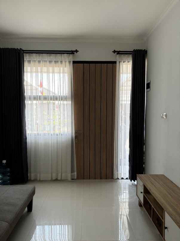 dijual rumah jl cikoneng buahbatu bandung