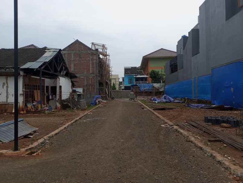 dijual rumah jl h baping ciracas