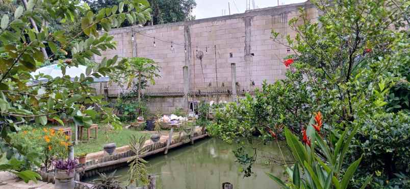 dijual rumah jl h een cilodong depok