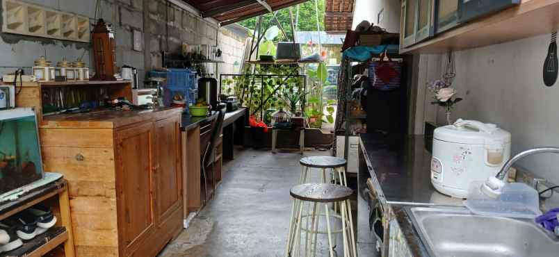 dijual rumah jl h een cilodong depok