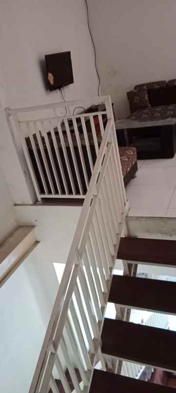 dijual rumah jl hegarmanah jatinangor