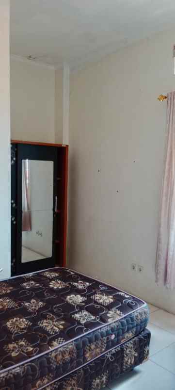 dijual rumah jl hegarmanah jatinangor