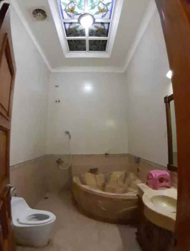 dijual rumah jl kalibata jakarta selatan