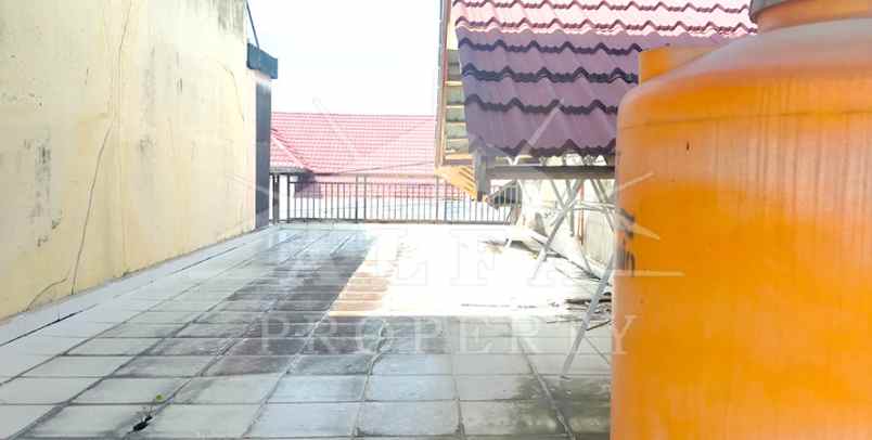 dijual rumah jl karya baru komp pondok