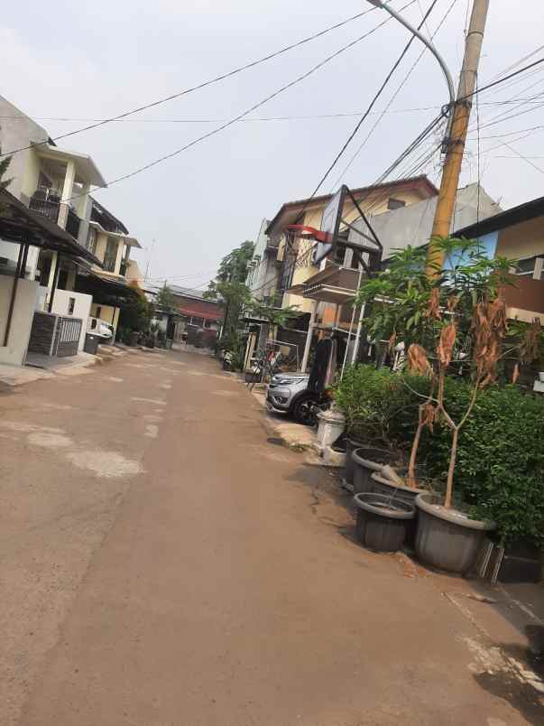 dijual rumah jl kodau jatimakmur bekasi