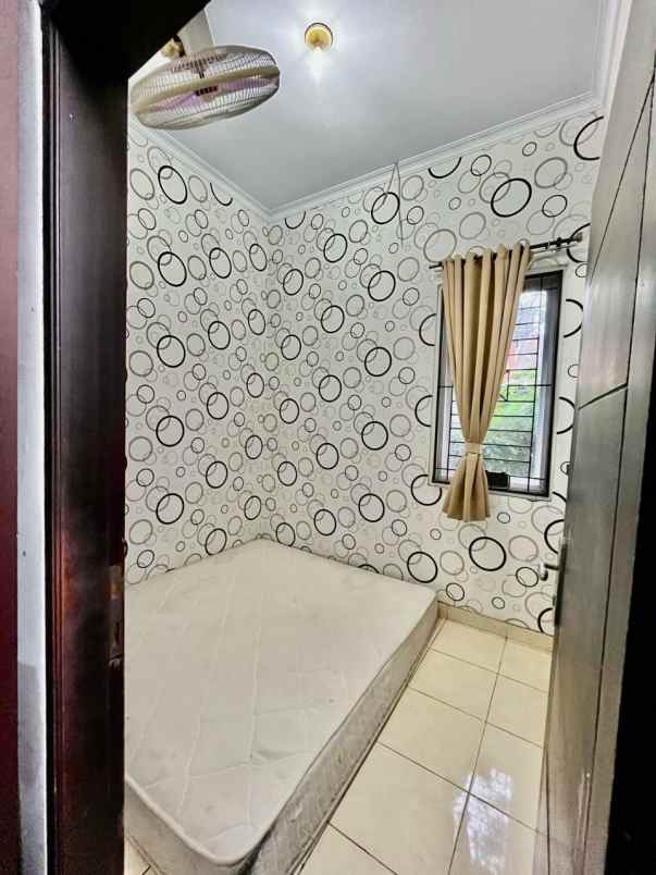 dijual rumah jl kranggan jatisampurna