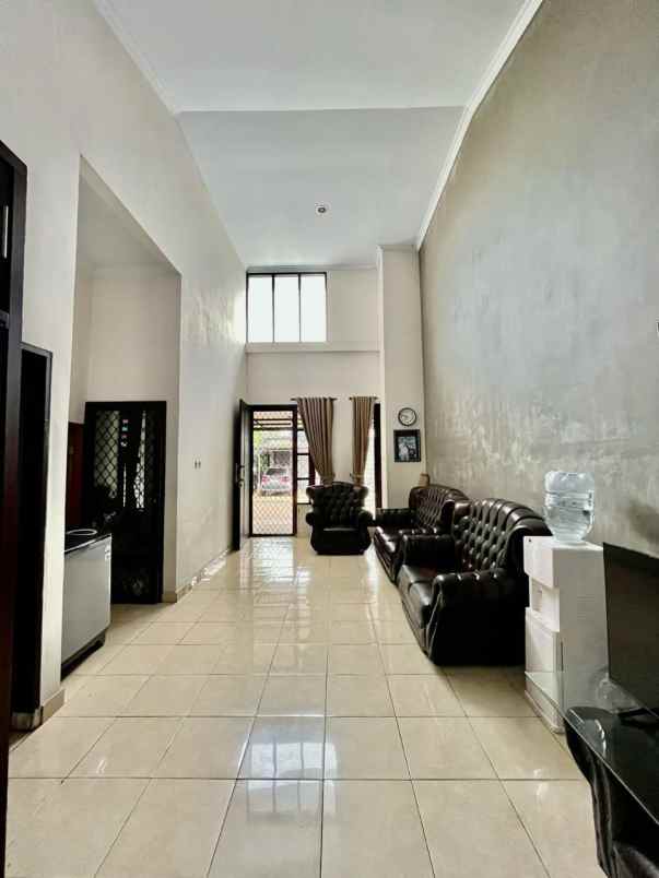 dijual rumah jl kranggan jatisampurna