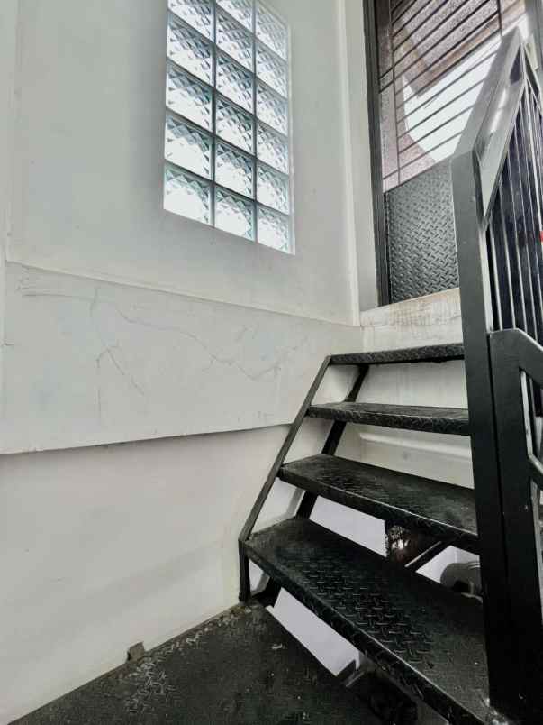 dijual rumah jl kranggan jatisampurna