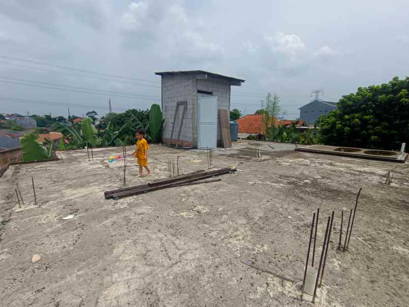 dijual rumah jl lele bambu apus