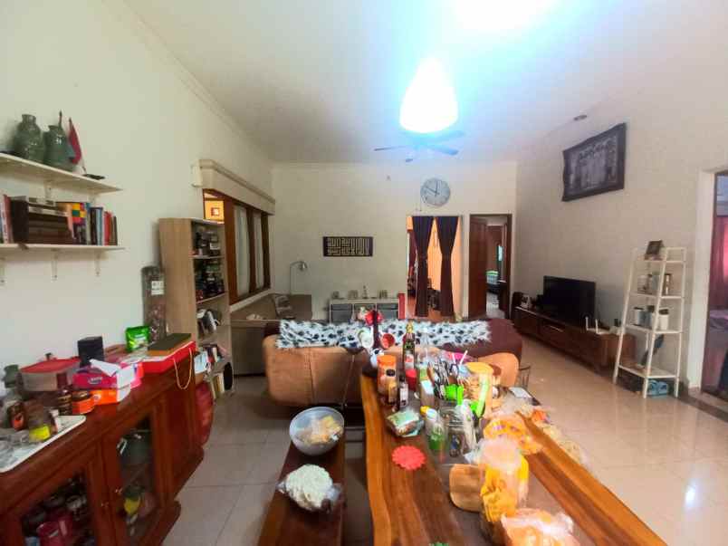 dijual rumah jl lingkar duren sawit