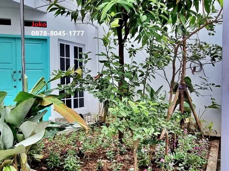 dijual rumah jl mampang prapatan