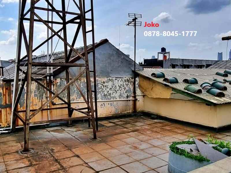 dijual rumah jl mampang prapatan