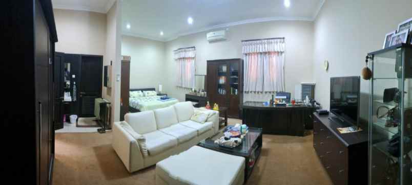 dijual rumah jl otsita tarogong kidul garut