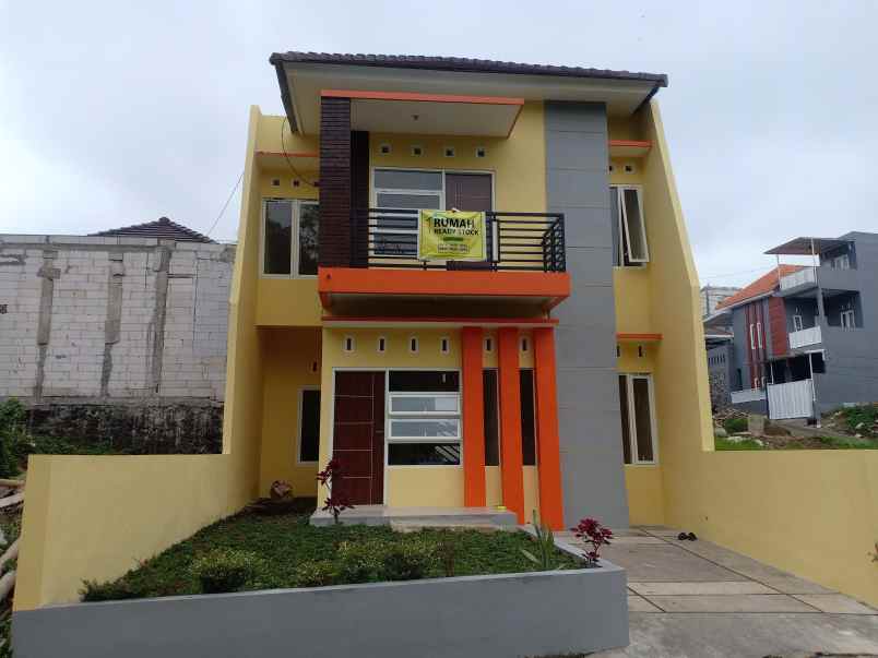 dijual rumah jl pahlawan balearjosari