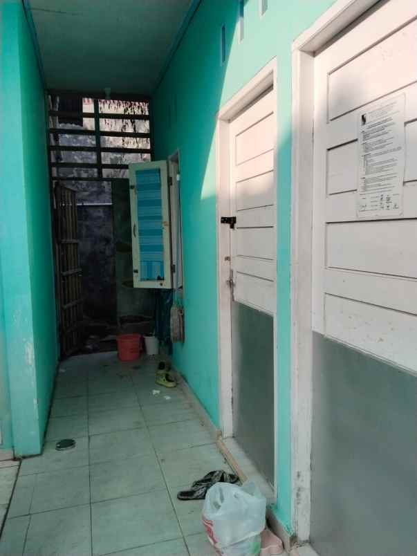 dijual rumah jl pahlawan kerja