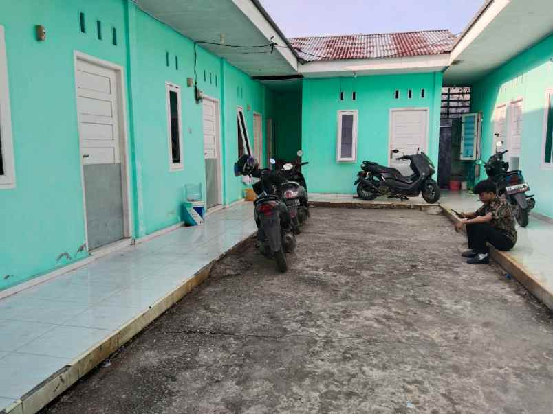 dijual rumah jl pahlawan kerja