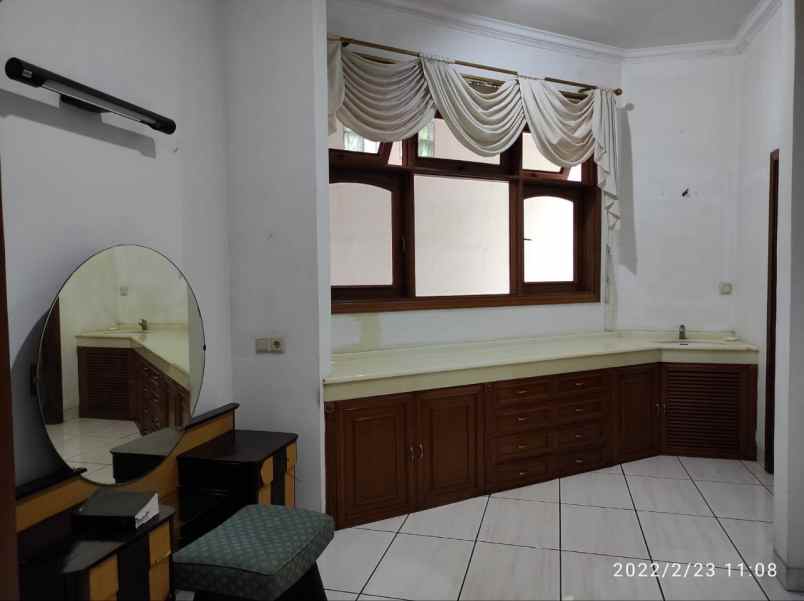 dijual rumah jl pengadegan b pengadegan