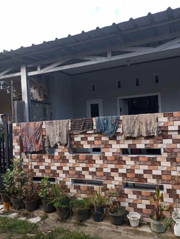 dijual rumah jl pradana raya susukan